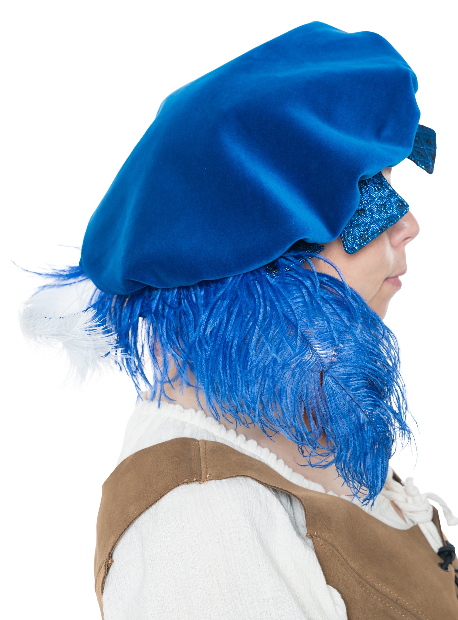 Renaissance Barett mit Zinnen-Krempe und Federn