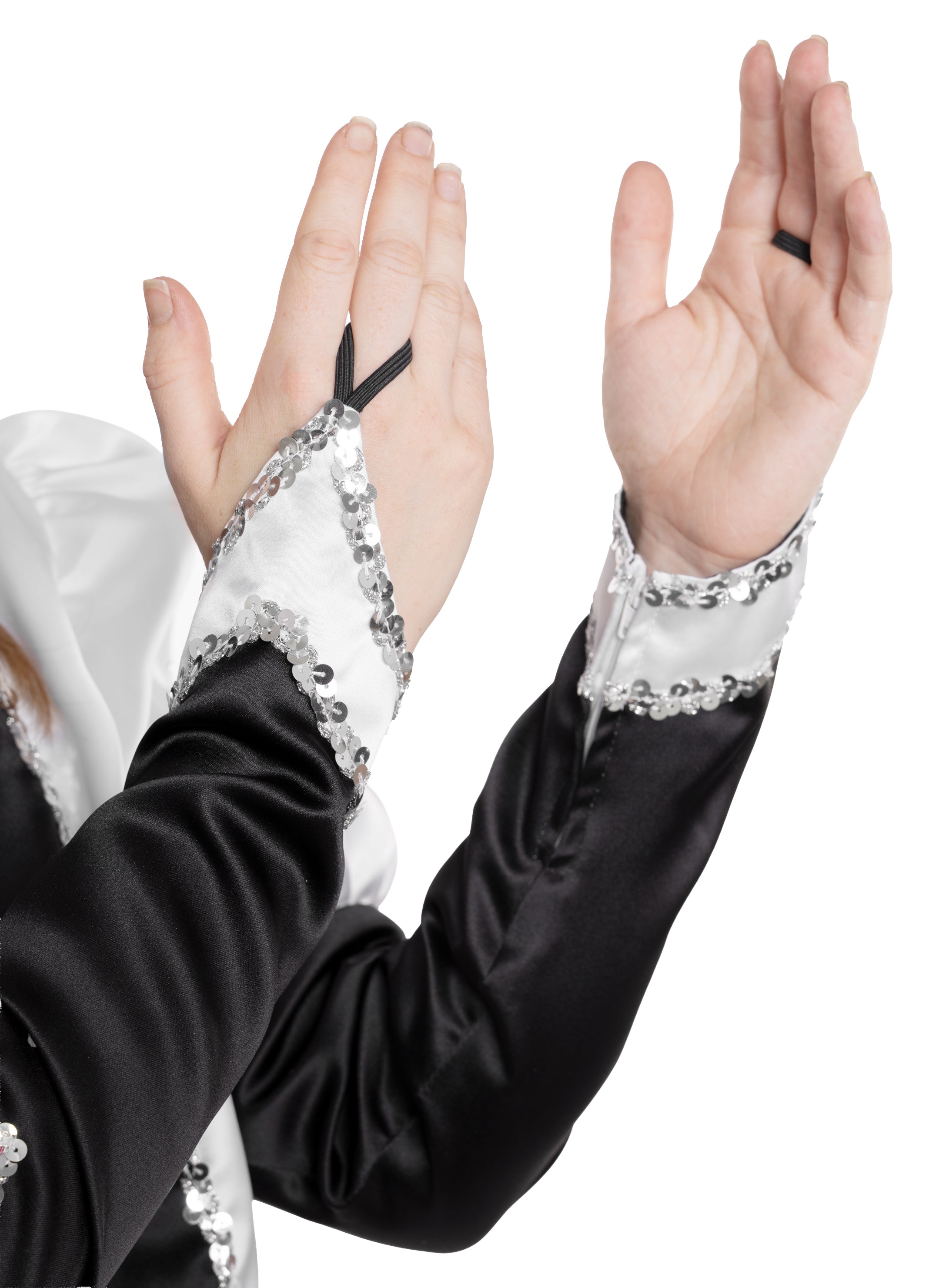 Gardekleid in Schwarzweiß mit rosa Blumenmotiven